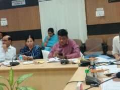 स्कूल चलो अभियान में तेजी लाने के निर्देश, कोई बच्चा न रहे ड्रॉपआउट: डीएम