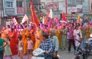 भव्य शोभा यात्रा के साथ श्रीमद देवी भागवत कथा का हुआ शुभारंभ