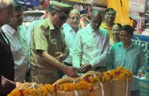 सदर बाजार चौराहे पर आमजन के लिए ठंडे आरओ पानी का कैम्पर स्थापित