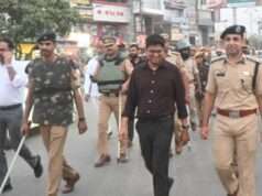 बकरीद को लेकर अलर्ट पर प्रशासन, डीएम और एसपी ने संभाली कमान, किया फ्लैग मार्च