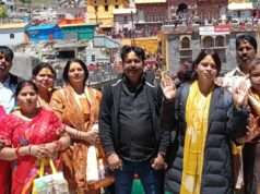 कैबिनेट मंत्री नंदी के सहयोग से श्रद्धालुओं ने किए बदरीनाथ धाम व माणा गांव के दर्शन