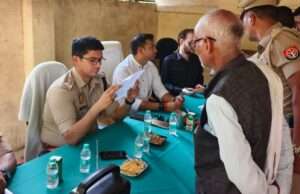 भदोही में थाना समाधान दिवस, 64 शिकायतें दर्ज:पुलिस व राजस्व विभाग की 12 शिकायतों का मौके पर हुआ निस्तारण