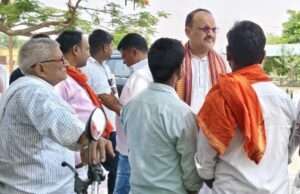 आपदा पीड़ित परिवारों से मिले भाजपा जिलाध्यक्ष