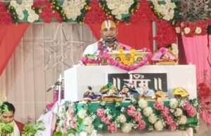 श्री शिव महापुराण में रुद्र संहिता चतुर्थ कुमार खंड कथा सुन भावविभोर हुए श्रोता