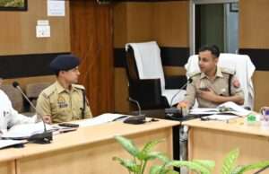 गैंगस्टर एक्ट के मामलों की समीक्षा बैठक आयोजित, प्रभावी पैरवी और त्वरित दोषसिद्धि पर जर