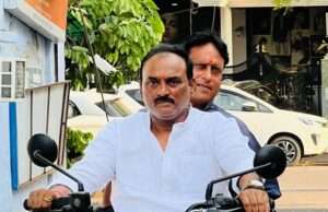 पीएम की अपील का असर भाजपा पदाधिकारियों कार्यकर्ताओं ने अपनाई बाइक व साइकिल