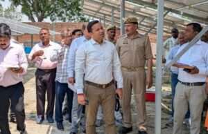 हर घर तक स्वच्छ पेयजल पहुंचाना प्रशासन की सर्वाेच्च प्राथमिकताः डीएम