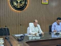 प्रधानमंत्री आदर्श ग्राम योजना की हुई समीक्षा बैठक