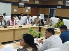 बकरीद पर्व को लेकर प्रशासन अलर्ट, डीएम-एसपी ने अधिकारियों संग की शांति समिति बैठक