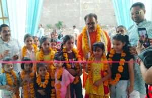 धार्मिक वातावरण में हुआ “गौरी सुपर मार्केट” का भव्य शुभारंभ