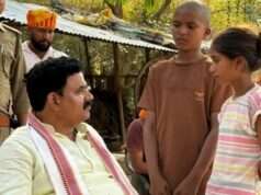 बदलापुर विधायक रमेश चंद्र मिश्र पीड़ित परिवार से मिले, अनाथ बच्चों की शिक्षा का उठाया जिम्मा