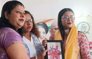 मदर्स डे पर वूमेन जर्नलिस्ट्स को कांग्रेस का अवार्ड