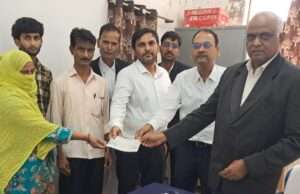 रॉबर्ट्सगंज निवासी फिरोज अहमद और उनके परिवार के सदस्यों को मिला न्याय