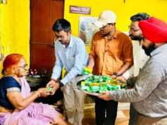 मातृ दिवस पर वृद्धाश्रम में गूंजा ममता और सम्मान का स्वर वयोवृद्ध माताओं की आरती उतारकर लिया आशीर्वाद