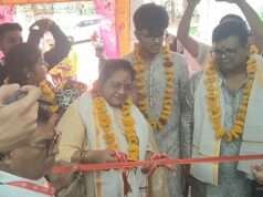 वी-2 वैल्यू एंड वैरायटी” का शुभारंभ, ग्राहकों को मिलेगा फैशन और गुणवत्ता का नया संगम