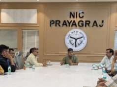 प्रेस कॉन्फ्रेंस के बाद डीएम से मिले एएमए के 12 पदाधिकारी