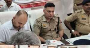 डीएम एवं एसपी ने सम्पूर्ण समाधान दिवस में सुनी शिकायतें, मौके पर 12 शिकायतों का हुआ निस्तारण