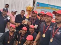 आरपी डब्ल्यू वारियर ने किया ट्राफी पर कब्जा