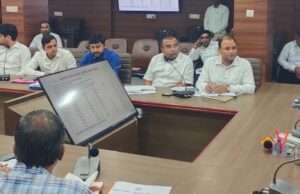 डीएम सैमुअल पॉल की सख्ती: अपात्रों को न मिले सरकारी योजनाओं का लाभ, अधिकारियों को दिए स्पष्ट निर्देश