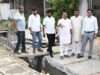 डीएम ने किया निर्माणाधीन नाले का निरीक्षण, बरसात से पहले कार्य पूर्ण करने के सख्त निर्देश