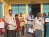 डीएम के निर्देशन में ग्राम पंचायतों में बांटी गई परिवार रजिस्टर नकल की प्रतियां