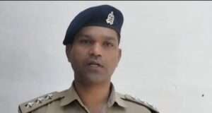जौनपुर में पुलिस मुठभेड़ः हत्या के प्रयास समेत कई संगीन मामलों का शातिर बदमाश गोली लगने के बाद गिरफ्तार