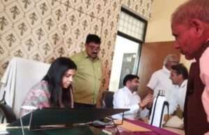 हसीलदार रोशनी सोलंकी ने जनसुनवाई में सुनी समस्याएं
