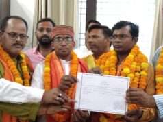 बुंदेलखंडी वार्ड उपचुनाव में जीते भाजपा प्रत्याशी नितिन केशरवानी,जिला कार्यालय में हुआ भव्य स्वागत