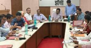 ऊर्जा संरक्षण के साथ कार्य संस्कृति में बदलाव, बुंदेलखंड विश्वविद्यालय की सामूहिक कार्य प्रणाली बनी मिसाल