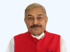 डीजल तथा पेट्रोल के दामों में शतक की बढ़ोत्तरी मोदी सरकार का छलावा- प्रमोद तिवारी