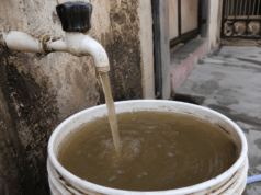 जहरीला पानी पीने को मजबूर वार्ड 43 के लोग, जल संस्थान बना मूकदर्शक