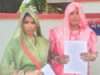 न्याय की तलाश में भटक रहीं महिलाएं, आईजी से लगाई फरियाद
