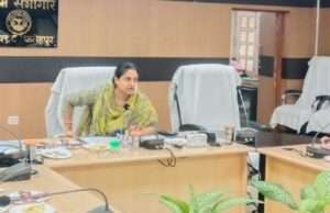 परिषदीय विद्यालयों में शेष कार्य जल्द पूर्ण कर सभी पैरामीटरों से संतृप्त करें:जिलाधिकारी