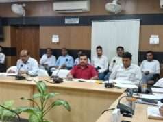 विकास कार्यों और गौशालाओं की समीक्षा बैठक में डीएम ने दिए निर्देश