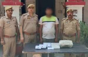 रेलवे स्टेशन पर अंतर्राज्यीय शातिर चोर गिरफ्तार, 5.60 लाख का माल बरामद