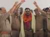 चांदपुर थानाध्यक्ष बने वृंदावन राय की फूलों की वर्षा कर दी गई विदाई