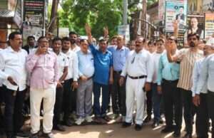 अधिवक्ता जागृति की मौत को लेकर साथियों में पनपा आक्रोश, किया प्रदर्शन