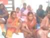 मैनपुर बेलवा की मुसहर महिलाओं ने जिलाधिकारी को सौंपा प्रार्थना पत्र