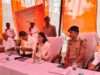 मंडलायुक्त,प्रयागराज ने ग्राम चौपाल लगाकर, सुनी ग्रामवासियों की समस्याएं