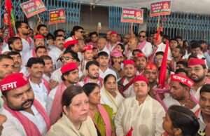 समाजवादी पार्टी ने राष्ट्रपति के नाम सौंपा ज्ञापन, महंगाई, कानून व्यवस्था और परीक्षा प्रणाली पर उठाए सवाल