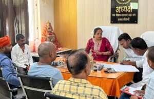 व्यापार मंडल देवीगंज की मासिक बैठक में गूंजे जनसमस्याओं के मुद्दे, अधिकारियों की कार्यशैली पर जताई नाराजगी