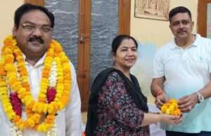 रितु केसरवानी बनी बरियाघाट रामलीला कमेटी की प्रथम महिला अध्यक्ष