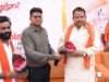 प्रशासनिक चौपाल में ‘प्रोटोकॉल’ तार-तार, मौजूदा सपा विधायक की अनदेखी और पूर्व भाजपा विधायक के भव्य स्वागत पर गरमाई क्षेत्र की सियासत
