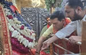 ऊर्जा मंत्री एके शर्मा पहुंचे विंध्याचल धाम, मां विंध्यवासिनी का किया दर्शन-पूजन