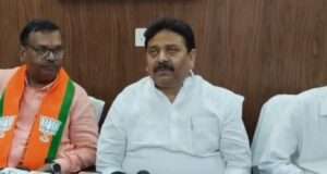 छः माह में तैयार होगी नई बिल्डिंगअवैध प्लाटिंग और गड़बड़ी पर होगी सख्त कार्रवाई : स्टांप मंत्री रविंद्र जायसवाल