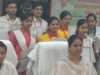 जिलाधिकारी ने मेधावी छात्राओं को किया सम्मानित, आर्या और अनन्या ने बढ़ाया जिले का मान