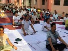 बुन्देलखण्ड आयुर्वेदिक कॉलेज में योग सप्ताह का शुभारंभ, स्वस्थ वृद्धावस्था के लिए योग अपनाने का आह्वान