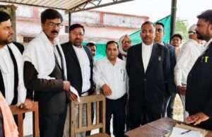 फर्जी अधिवक्ताओं एवं मुंशियों के विरुद्ध संयुक्त जांच अभियान चलाया गया