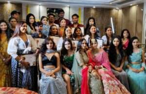 मानस विकास मेकओवर द्वारा 3 दिवसीय लुक एंड लर्न मेकअप क्लास का आयोजन