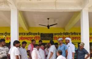 पीएम ग्राम सड़क योजना में मानक विहीन निर्माण का आरोप